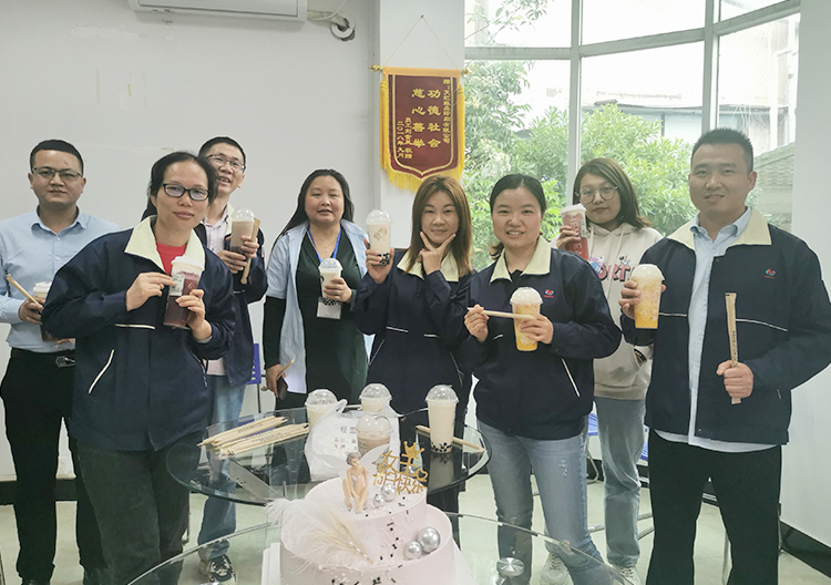 星空娱乐-梦想照进现实,起劲成绩未来!