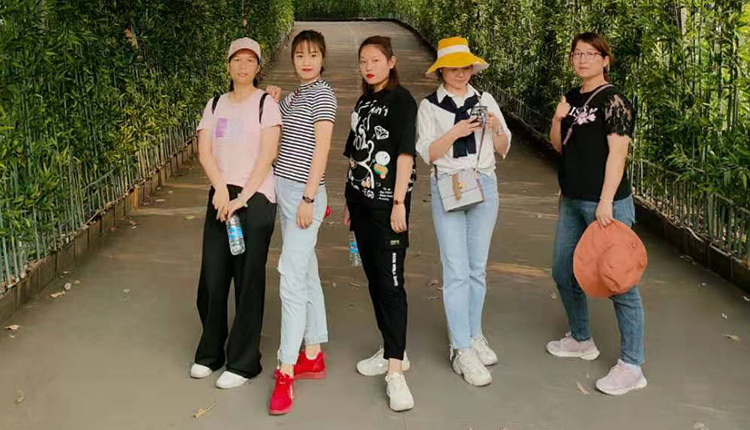 星空娱乐-梦想照进现实,起劲成绩未来!